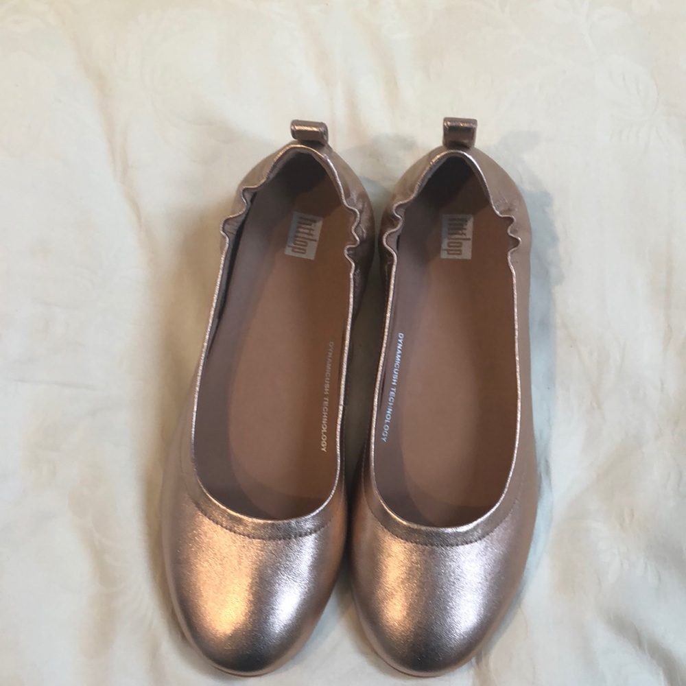 Gold metallic ballet flats from Fitflop